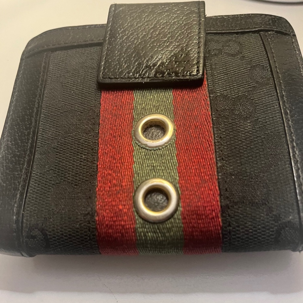 Gucci wallet